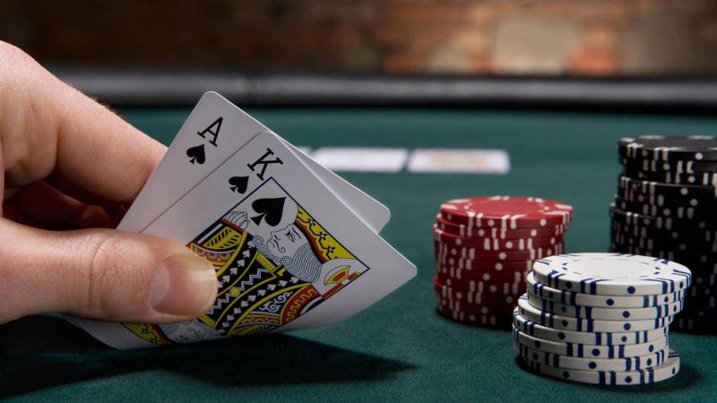 Poker không phải trò đỏ đen nếu bạn biết chơi đúng cách